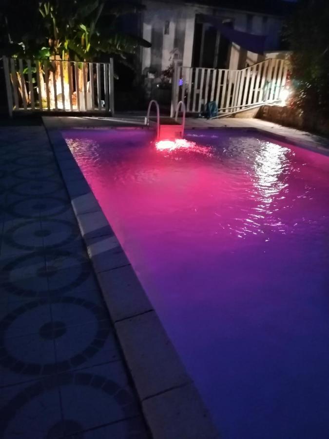 Mortagne-sur-Sevre Les Bichettes Bed & Breakfast エクステリア 写真