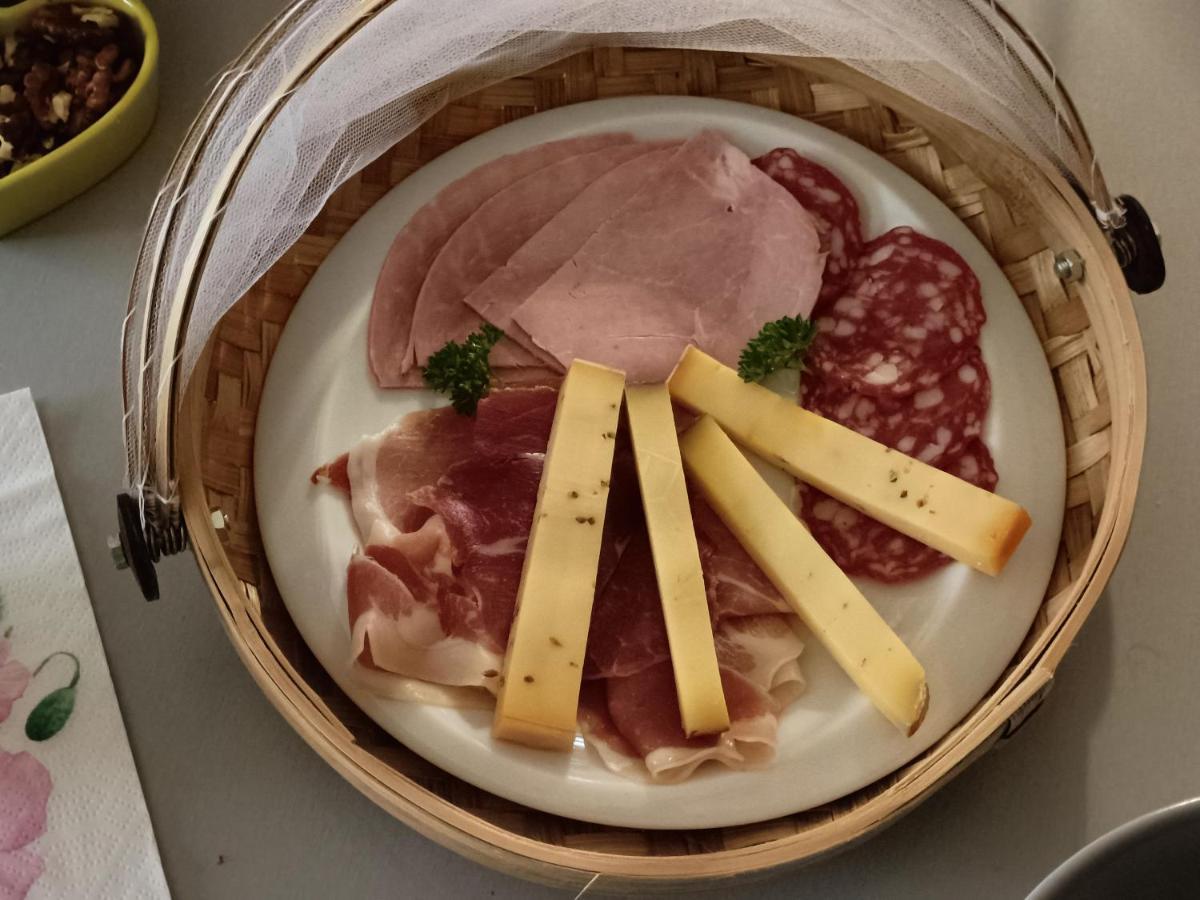 Mortagne-sur-Sevre Les Bichettes Bed & Breakfast エクステリア 写真