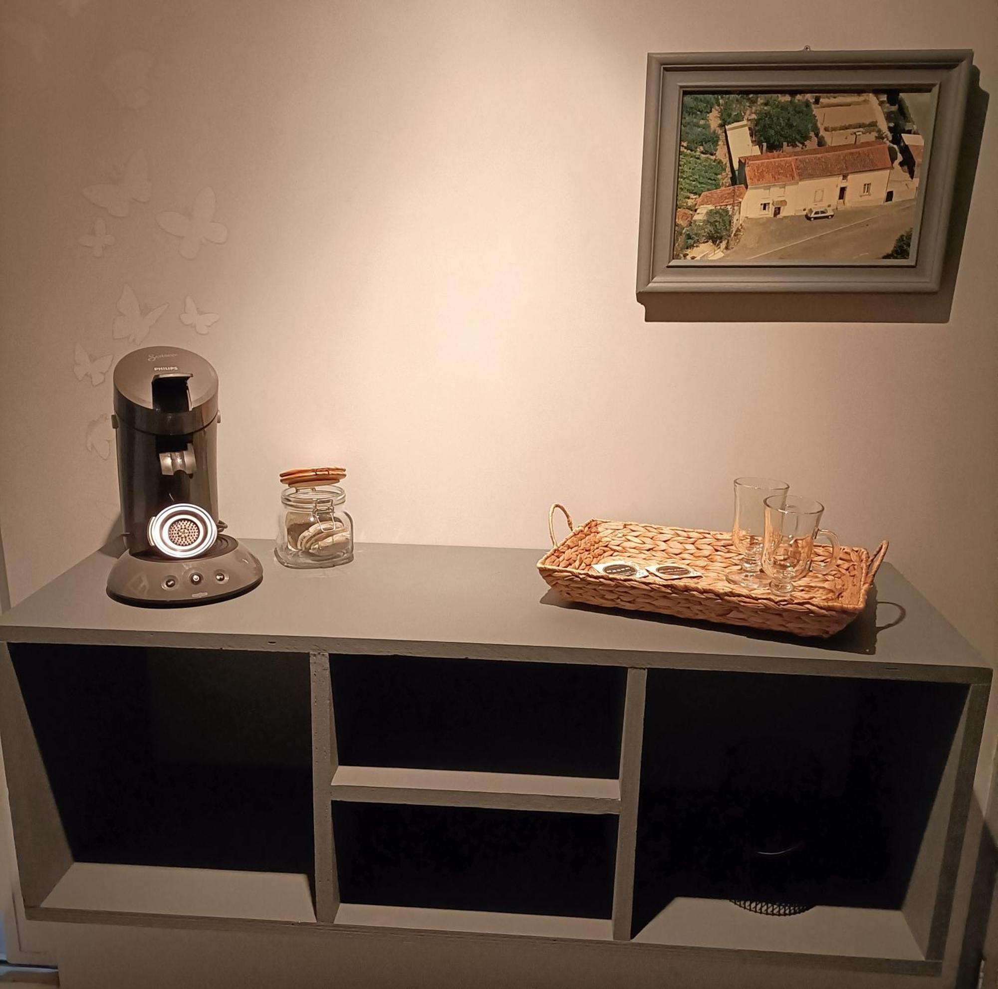 Mortagne-sur-Sevre Les Bichettes Bed & Breakfast エクステリア 写真
